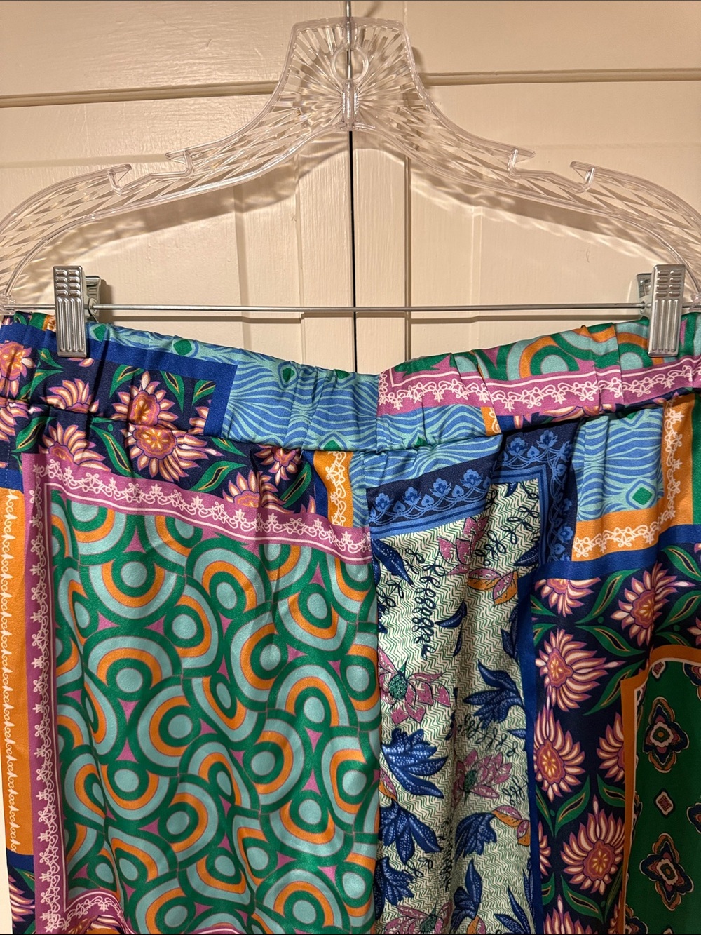 Rachel Zoe Multicolor Patchwork Wide Leg Boho Satin like Pants with Mixed Print - Picture 9 of 12